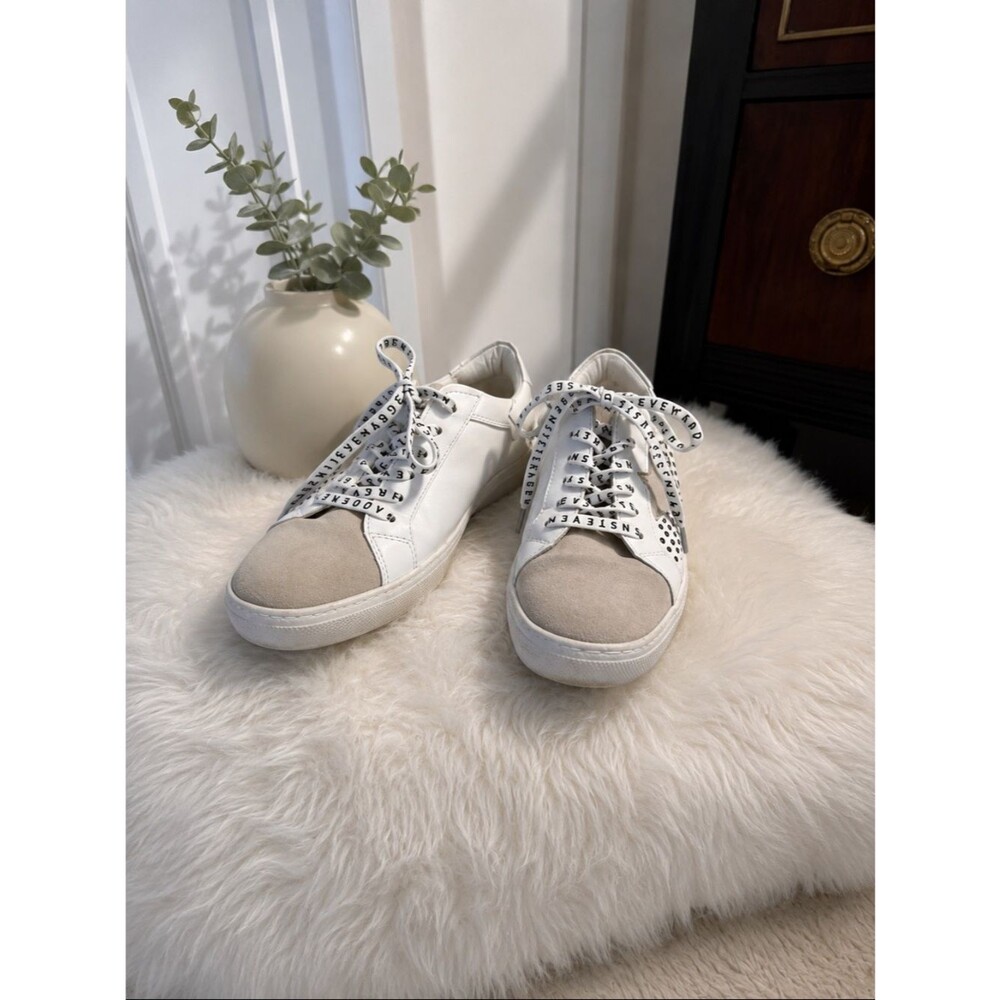 Steve Madden Almafi White and Beige Low-Top Sneakers